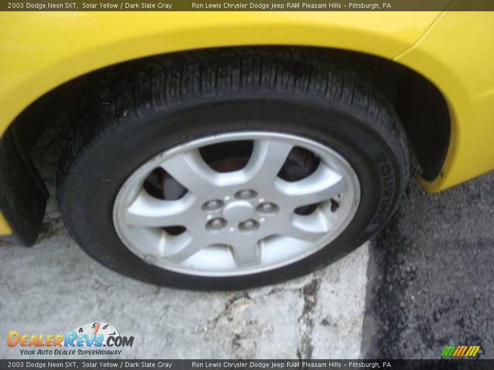 2003 Dodge Neon SXT Solar Yellow / Dark Slate Gray Photo #12