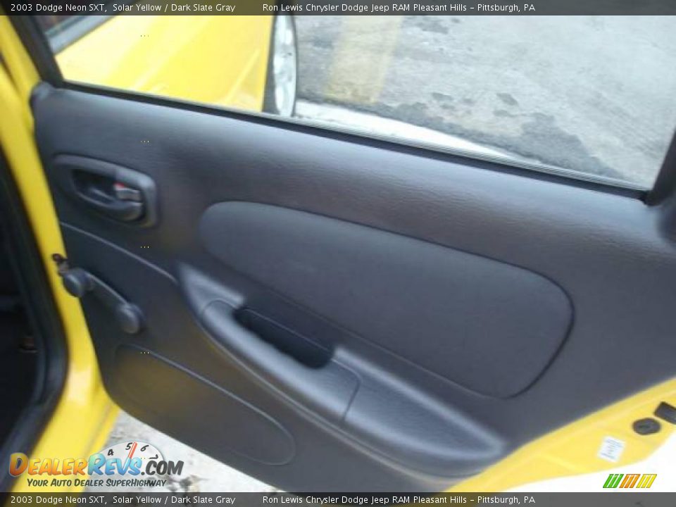 2003 Dodge Neon SXT Solar Yellow / Dark Slate Gray Photo #17
