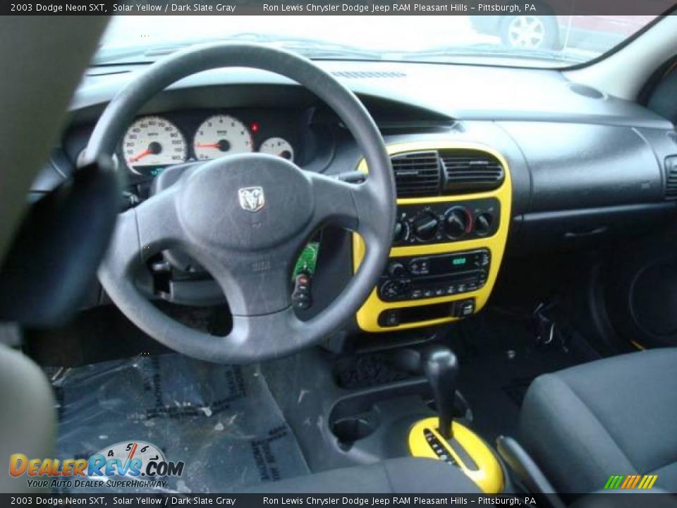 2003 Dodge Neon SXT Solar Yellow / Dark Slate Gray Photo #20