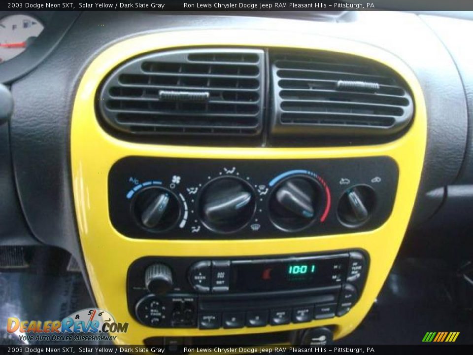 2003 Dodge Neon SXT Solar Yellow / Dark Slate Gray Photo #23