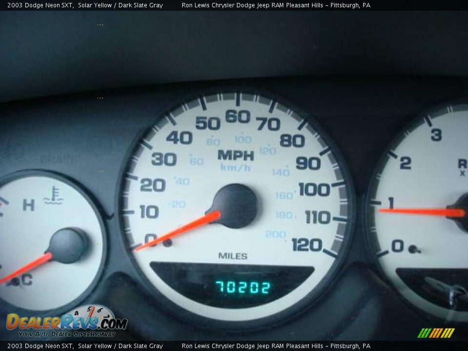 2003 Dodge Neon SXT Solar Yellow / Dark Slate Gray Photo #25