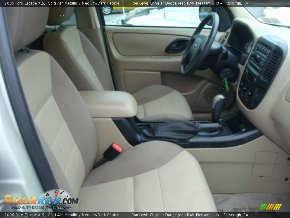 2006 Ford Escape XLS Gold Ash Metallic / Medium/Dark Pebble Photo #13