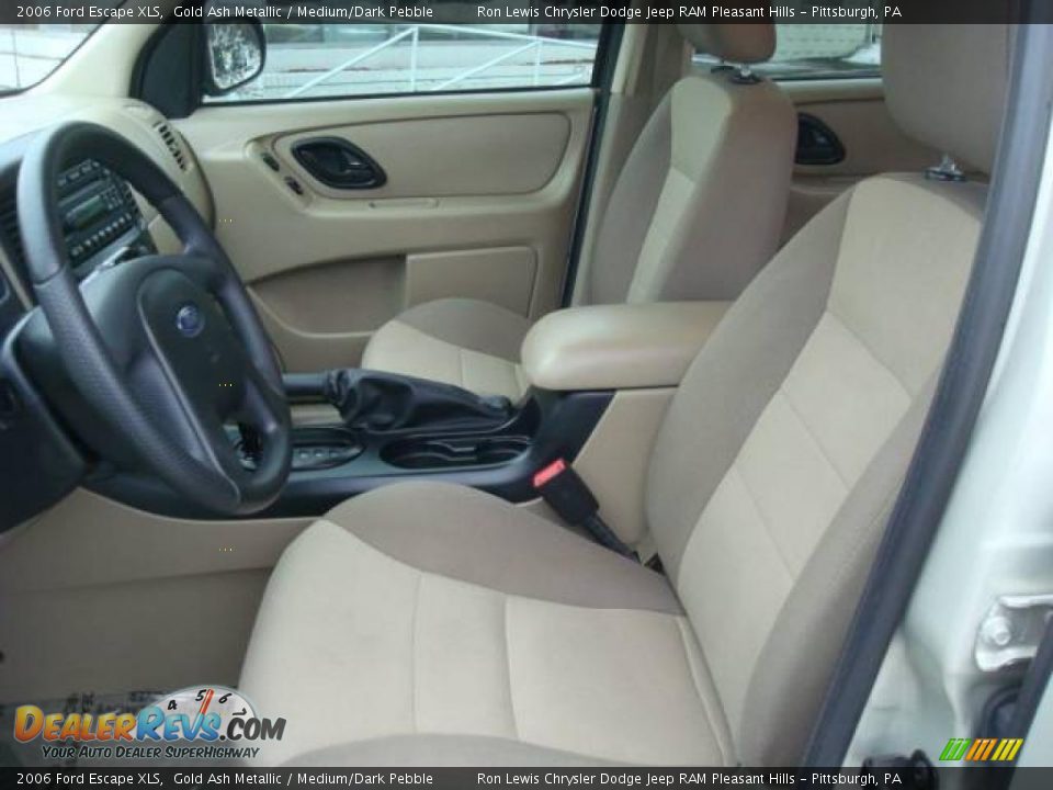 2006 Ford Escape XLS Gold Ash Metallic / Medium/Dark Pebble Photo #18