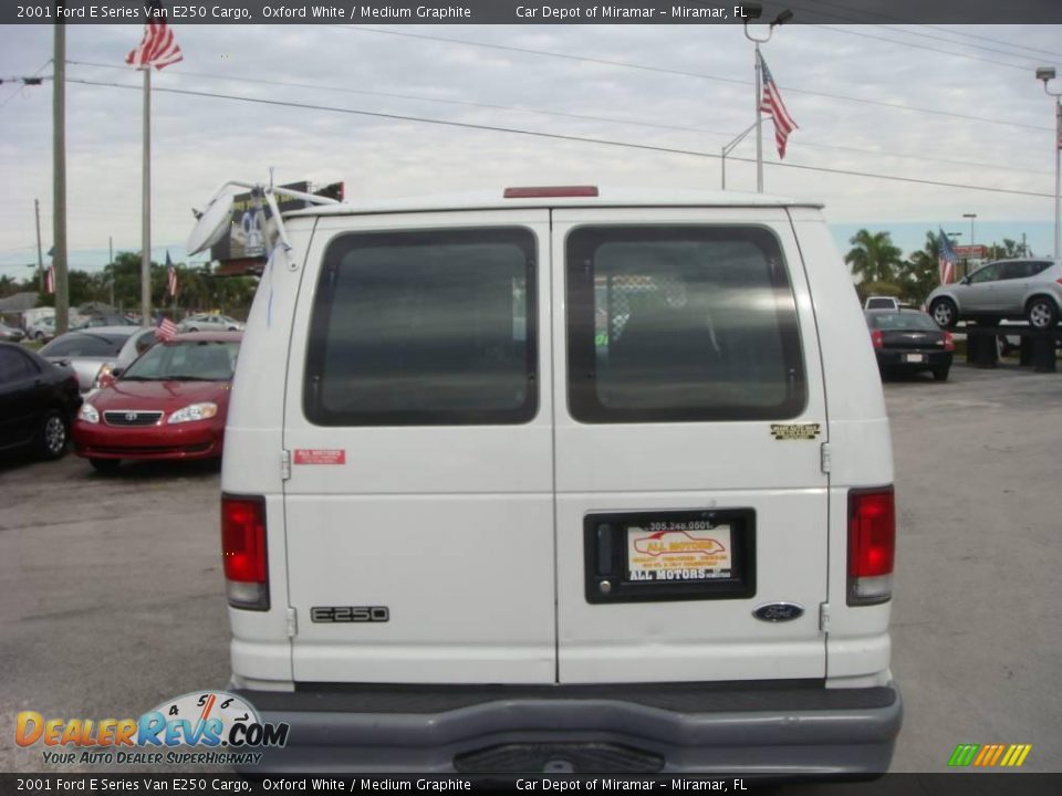 2001 Ford E Series Van E250 Cargo Oxford White / Medium Graphite Photo #4