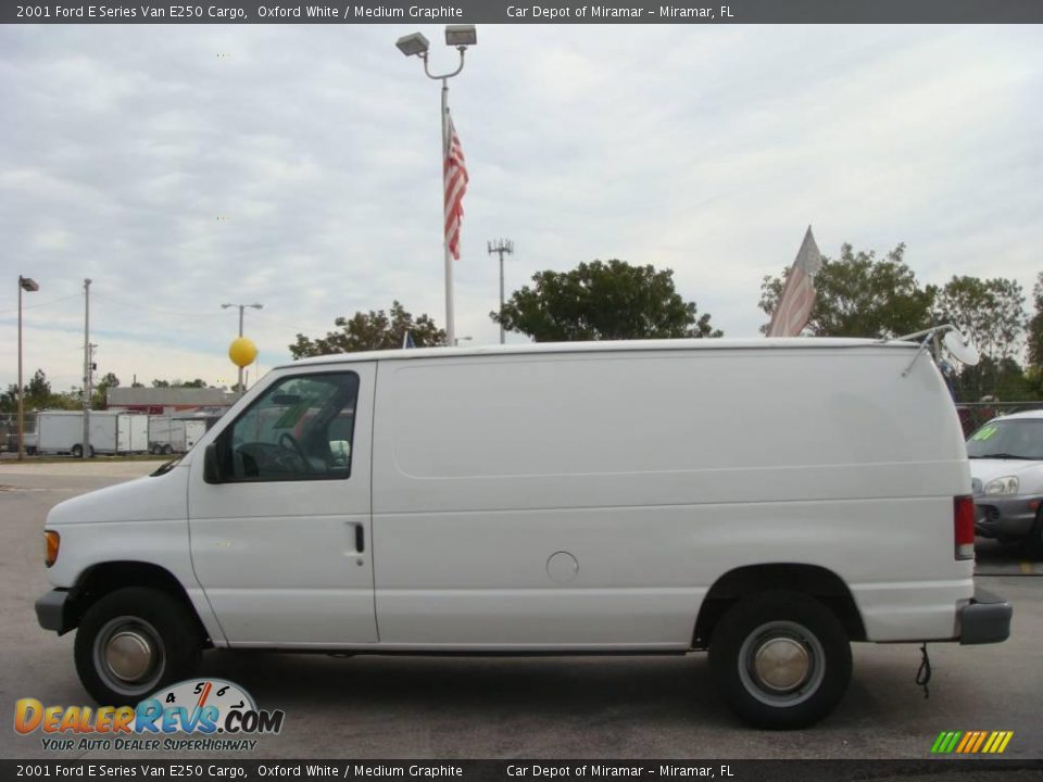 2001 Ford E Series Van E250 Cargo Oxford White / Medium Graphite Photo #6
