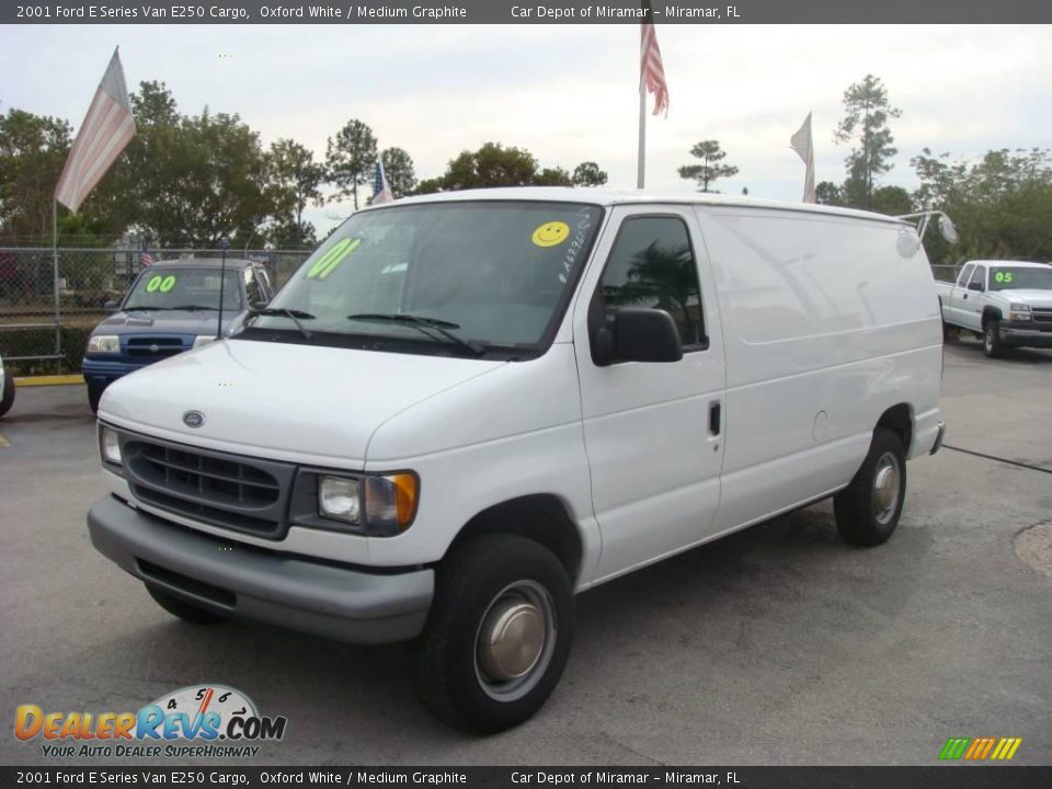 2001 Ford E Series Van E250 Cargo Oxford White / Medium Graphite Photo #7
