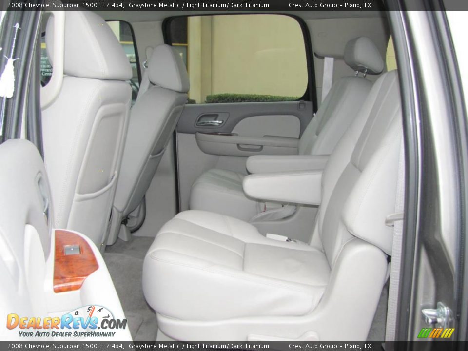 2008 Chevrolet Suburban 1500 LTZ 4x4 Graystone Metallic / Light Titanium/Dark Titanium Photo #9