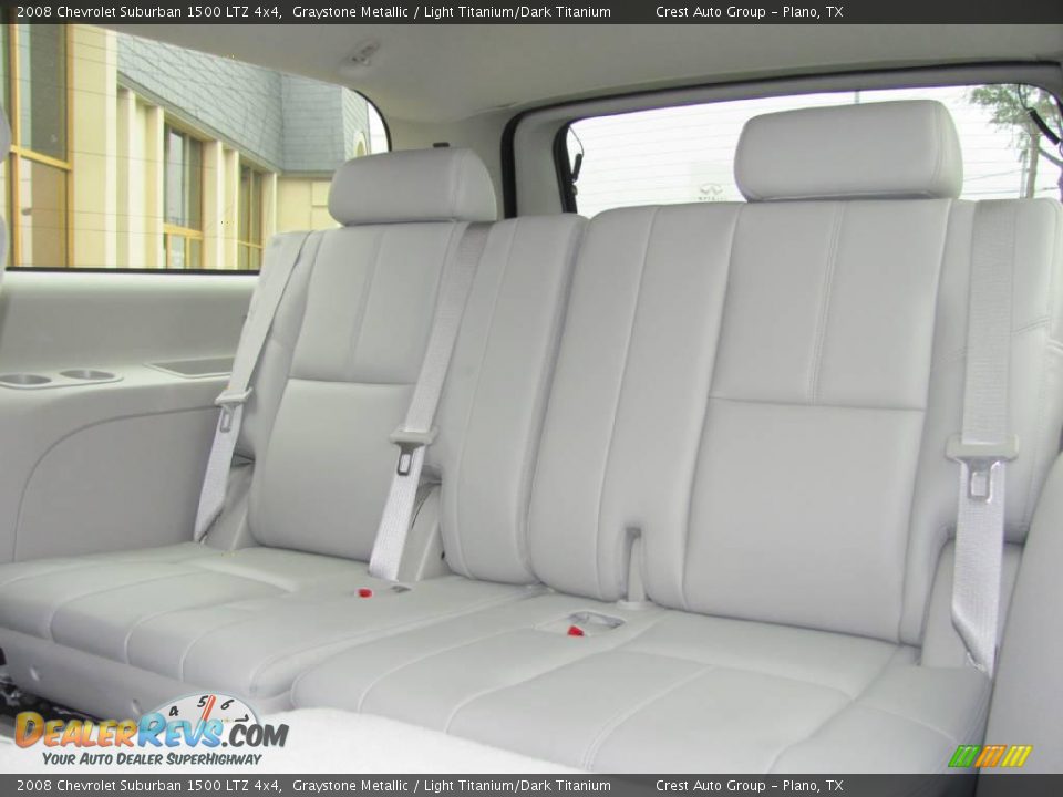 2008 Chevrolet Suburban 1500 LTZ 4x4 Graystone Metallic / Light Titanium/Dark Titanium Photo #10