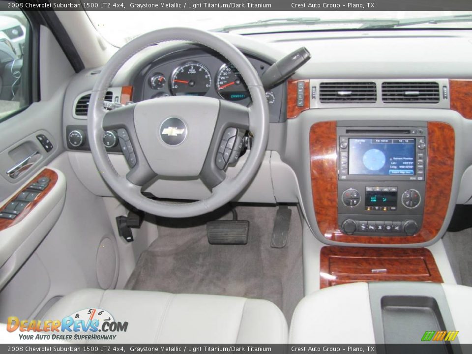 2008 Chevrolet Suburban 1500 LTZ 4x4 Graystone Metallic / Light Titanium/Dark Titanium Photo #13