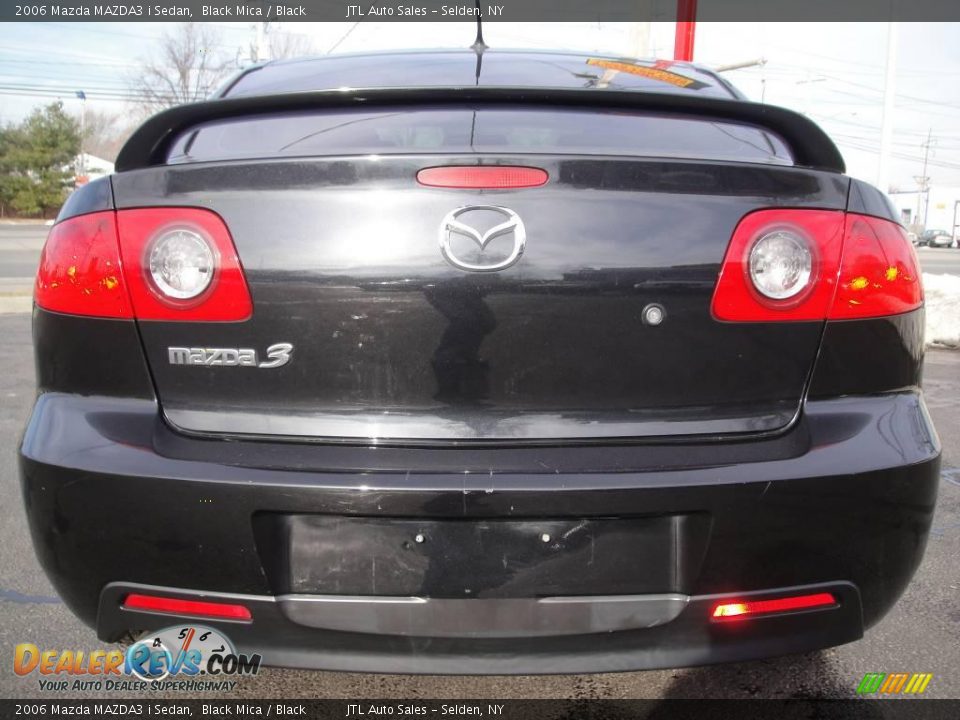 2006 Mazda MAZDA3 i Sedan Black Mica / Black Photo #5