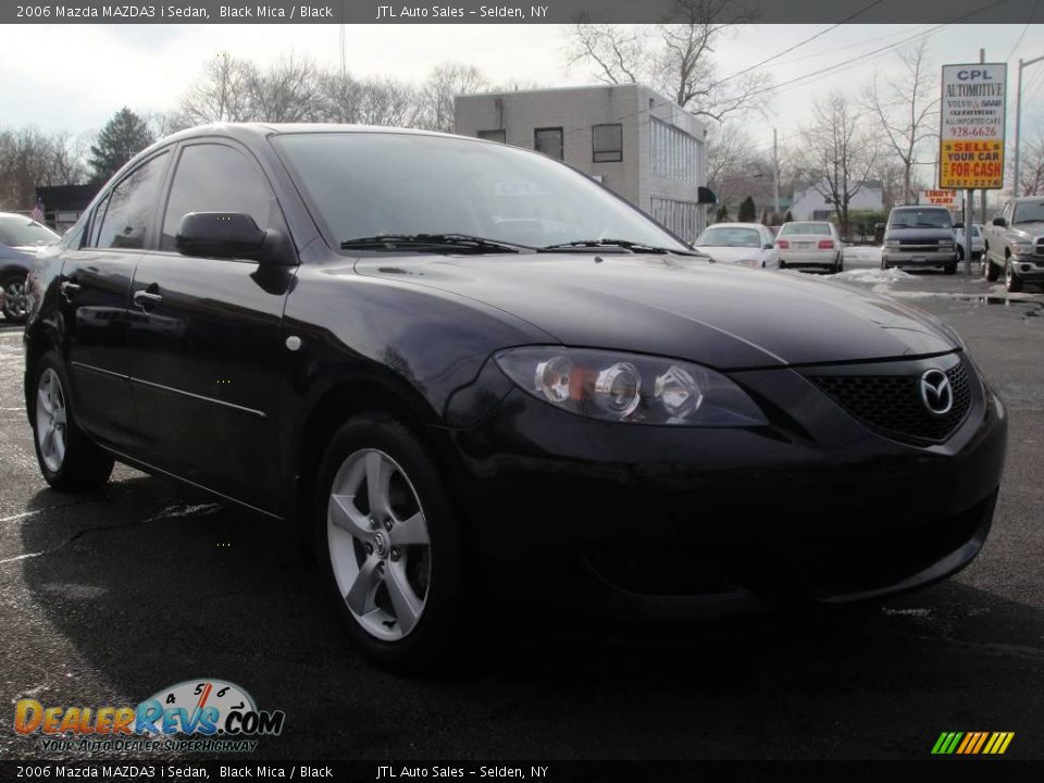 2006 Mazda MAZDA3 i Sedan Black Mica / Black Photo #8