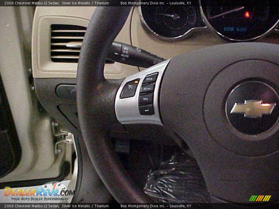 2009 Chevrolet Malibu LS Sedan Silver Ice Metallic / Titanium Photo #25