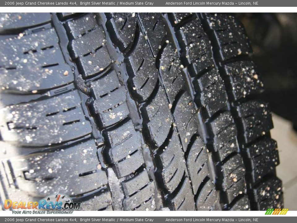 2006 Jeep Grand Cherokee Laredo 4x4 Bright Silver Metallic / Medium Slate Gray Photo #15