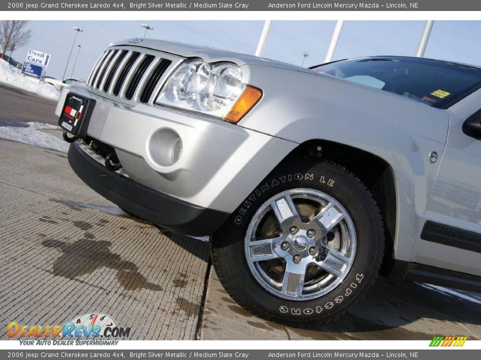 2006 Jeep Grand Cherokee Laredo 4x4 Bright Silver Metallic / Medium Slate Gray Photo #18