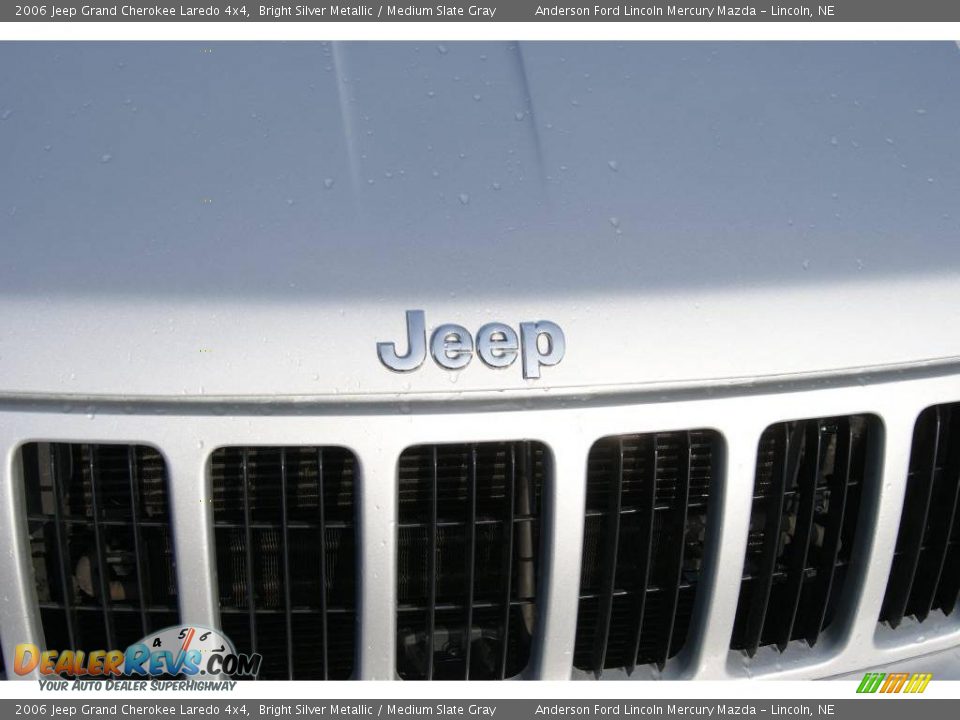 2006 Jeep Grand Cherokee Laredo 4x4 Bright Silver Metallic / Medium Slate Gray Photo #23