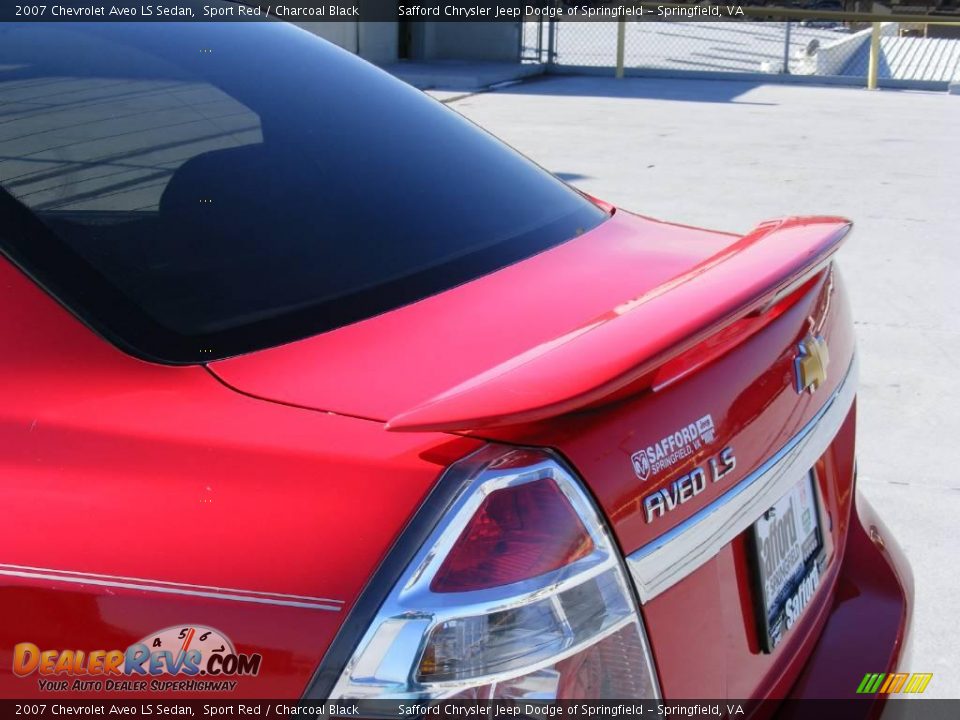 2007 Chevrolet Aveo LS Sedan Sport Red / Charcoal Black Photo #31