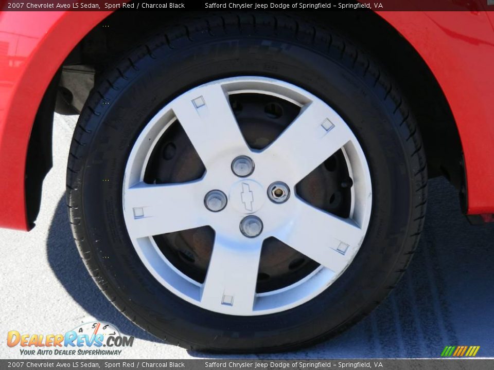 2007 Chevrolet Aveo LS Sedan Sport Red / Charcoal Black Photo #32