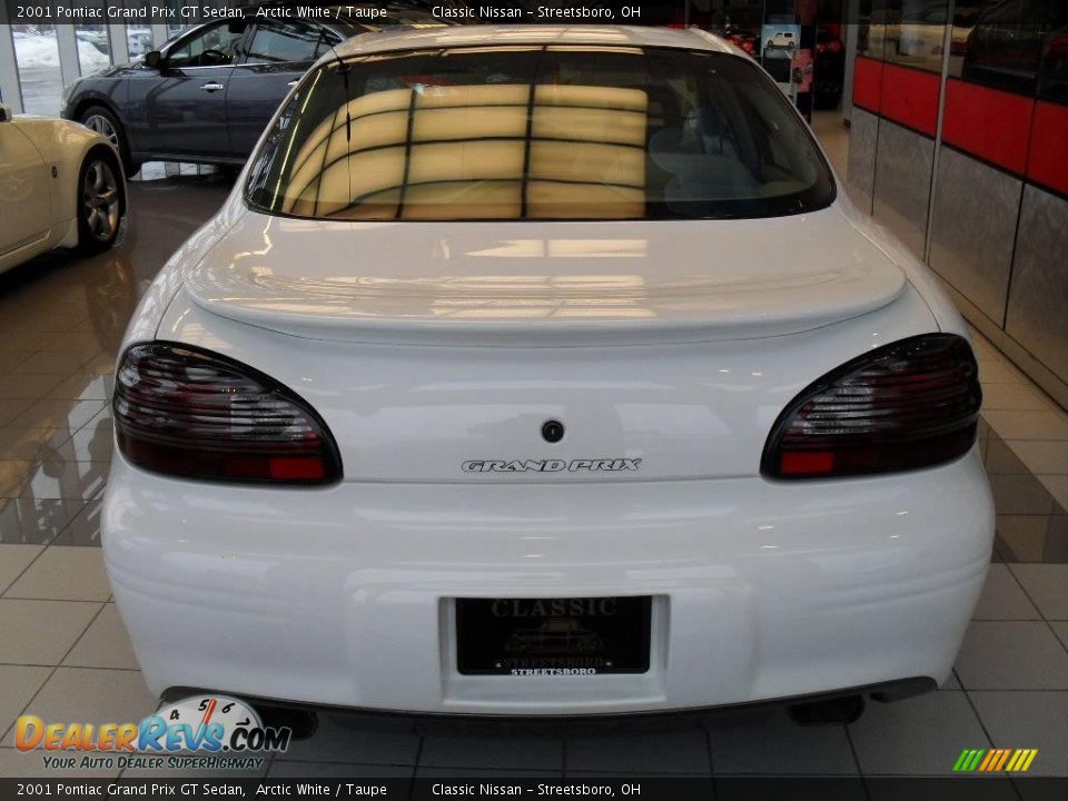 2001 Pontiac Grand Prix GT Sedan Arctic White / Taupe Photo #6