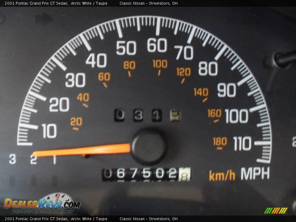 2001 Pontiac Grand Prix GT Sedan Arctic White / Taupe Photo #28