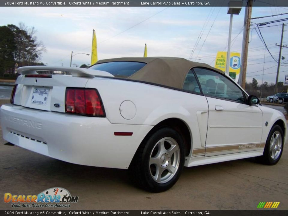 2004 Ford Mustang V6 Convertible Oxford White / Medium Parchment Photo #7