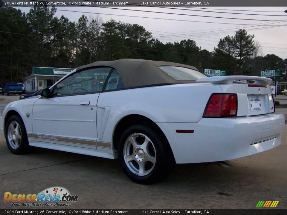 2004 Ford Mustang V6 Convertible Oxford White / Medium Parchment Photo #8