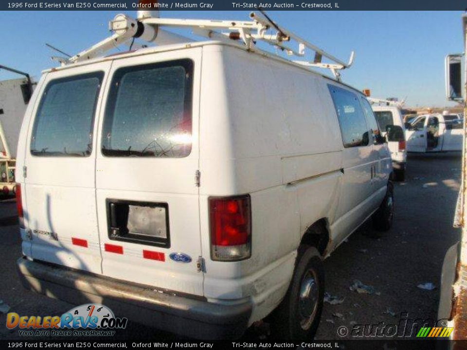 1996 Ford E Series Van E250 Commercial Oxford White / Medium Gray Photo #4