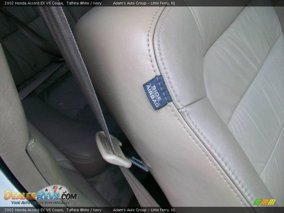 2002 Honda Accord EX V6 Coupe Taffeta White / Ivory Photo #27