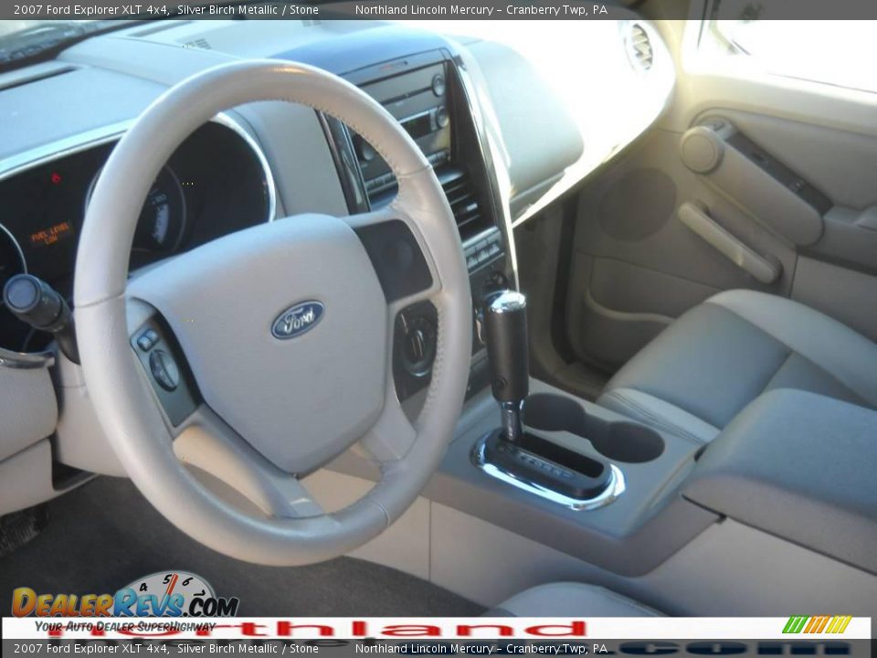 2007 Ford Explorer XLT 4x4 Silver Birch Metallic / Stone Photo #7