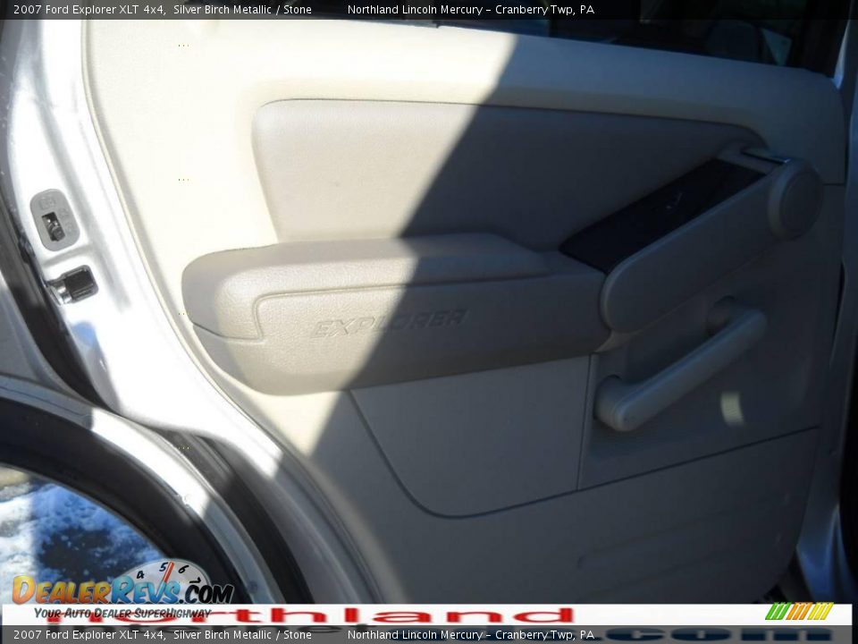 2007 Ford Explorer XLT 4x4 Silver Birch Metallic / Stone Photo #10