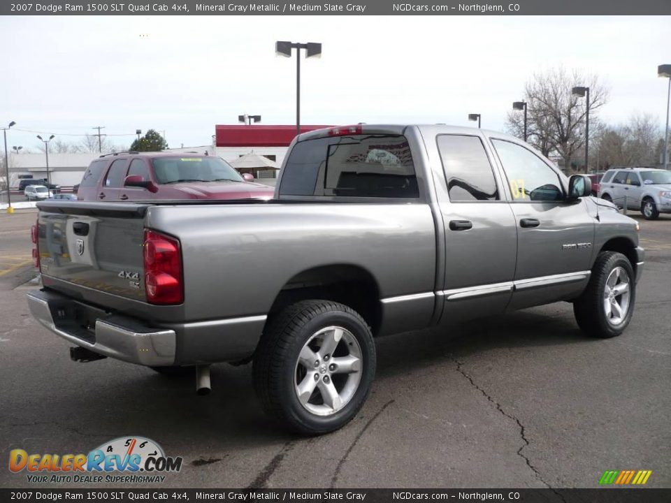 2007 Dodge Ram 1500 SLT Quad Cab 4x4 Mineral Gray Metallic / Medium Slate Gray Photo #4