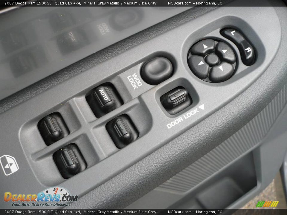 2007 Dodge Ram 1500 SLT Quad Cab 4x4 Mineral Gray Metallic / Medium Slate Gray Photo #8
