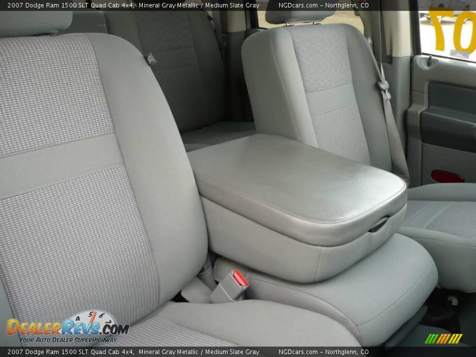 2007 Dodge Ram 1500 SLT Quad Cab 4x4 Mineral Gray Metallic / Medium Slate Gray Photo #13