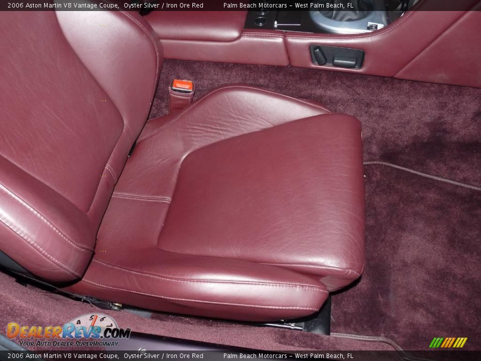 2006 Aston Martin V8 Vantage Coupe Oyster Silver / Iron Ore Red Photo #22