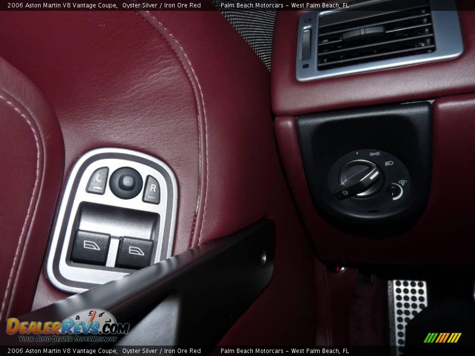 2006 Aston Martin V8 Vantage Coupe Oyster Silver / Iron Ore Red Photo #29