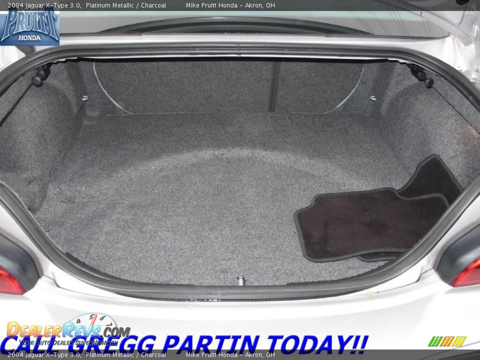 2004 Jaguar X-Type 3.0 Platinum Metallic / Charcoal Photo #10