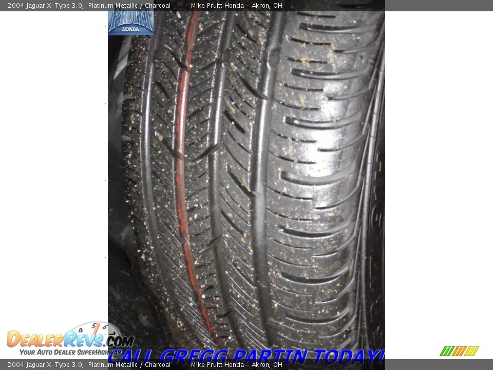 2004 Jaguar X-Type 3.0 Platinum Metallic / Charcoal Photo #26