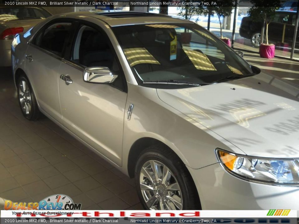 2010 Lincoln MKZ FWD Brilliant Silver Metallic / Dark Charcoal Photo #6