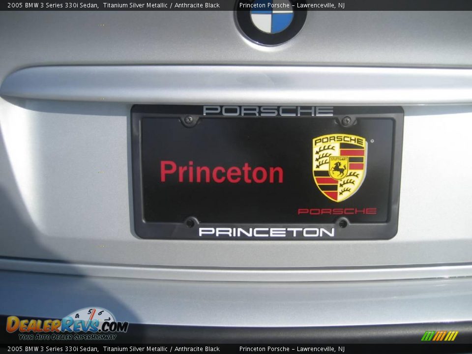 2005 BMW 3 Series 330i Sedan Titanium Silver Metallic / Anthracite Black Photo #8