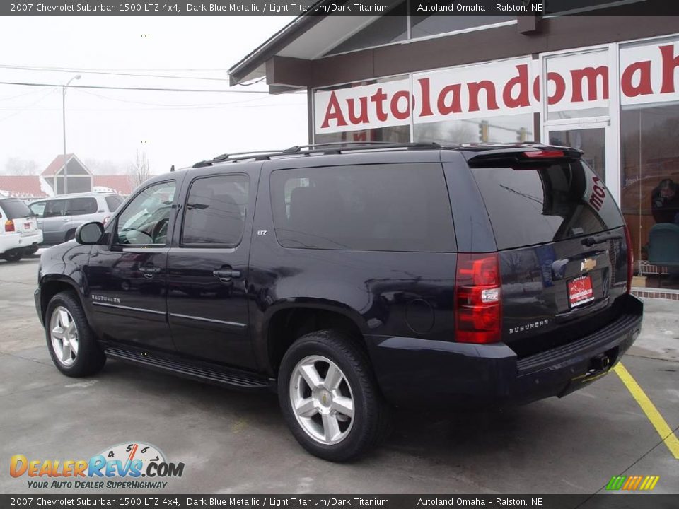 2007 Chevrolet Suburban 1500 LTZ 4x4 Dark Blue Metallic / Light Titanium/Dark Titanium Photo #5