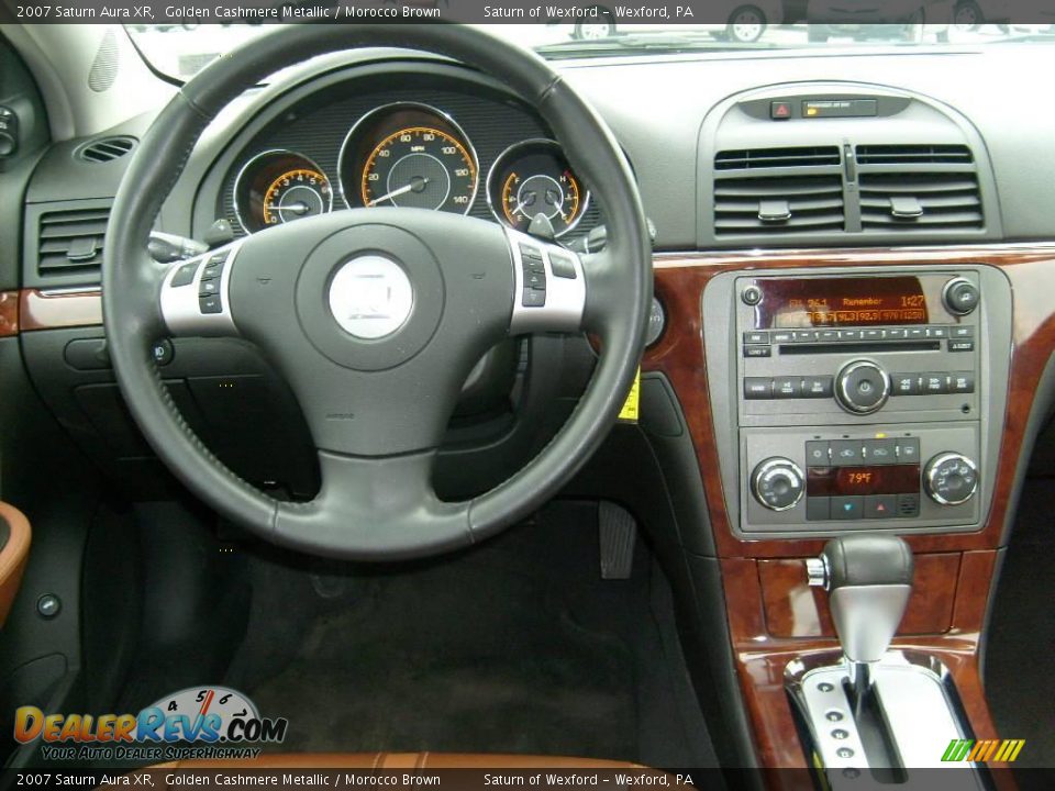 2007 Saturn Aura XR Golden Cashmere Metallic / Morocco Brown Photo #14
