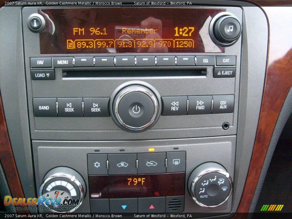 2007 Saturn Aura XR Golden Cashmere Metallic / Morocco Brown Photo #19