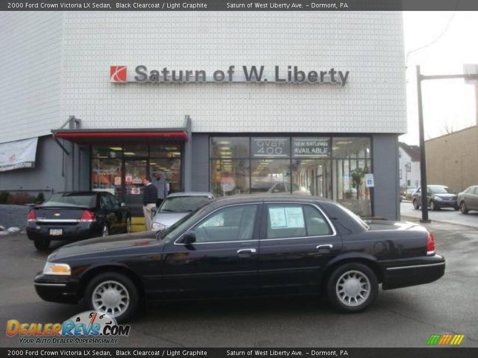 2000 Ford Crown Victoria LX Sedan Black Clearcoat / Light Graphite Photo #1