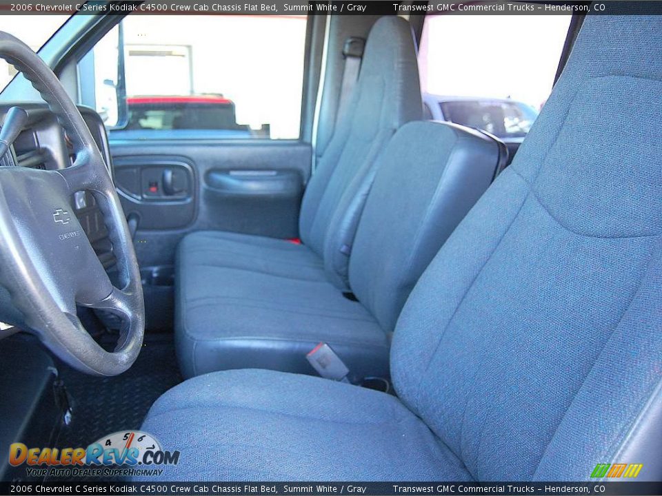 2006 Chevrolet C Series Kodiak C4500 Crew Cab Chassis Flat Bed Summit White / Gray Photo #17