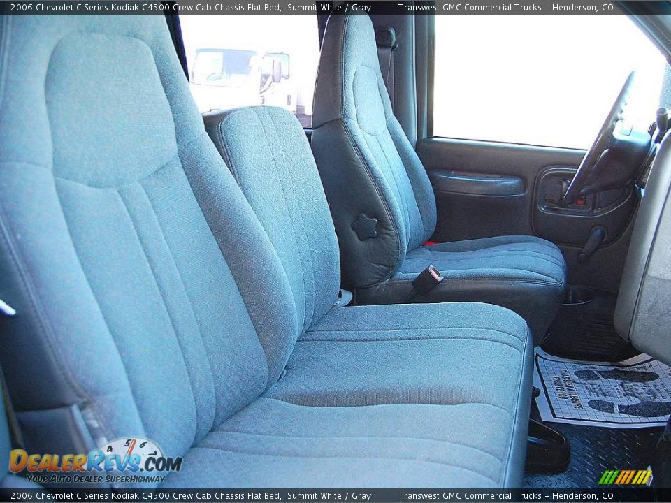 2006 Chevrolet C Series Kodiak C4500 Crew Cab Chassis Flat Bed Summit White / Gray Photo #20