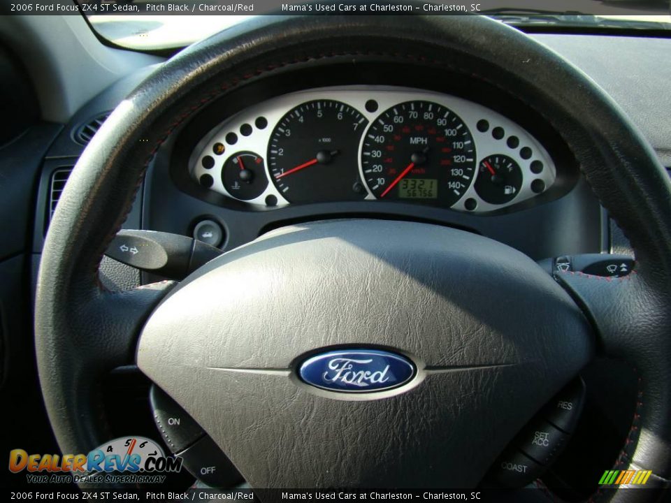 2006 Ford Focus ZX4 ST Sedan Pitch Black / Charcoal/Red Photo #19