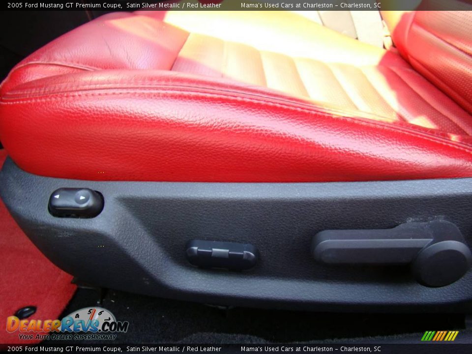 2005 Ford Mustang GT Premium Coupe Satin Silver Metallic / Red Leather Photo #10