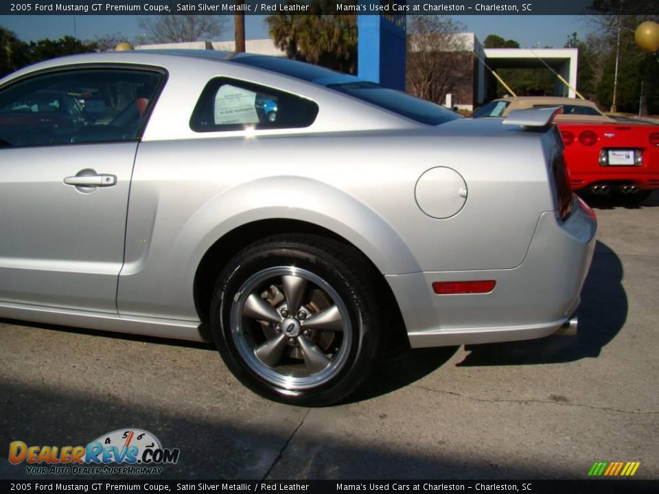 2005 Ford Mustang GT Premium Coupe Satin Silver Metallic / Red Leather Photo #25