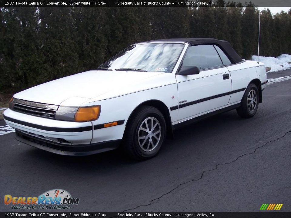 1987 Toyota Celica GT Convertible Super White II / Gray Photo #2