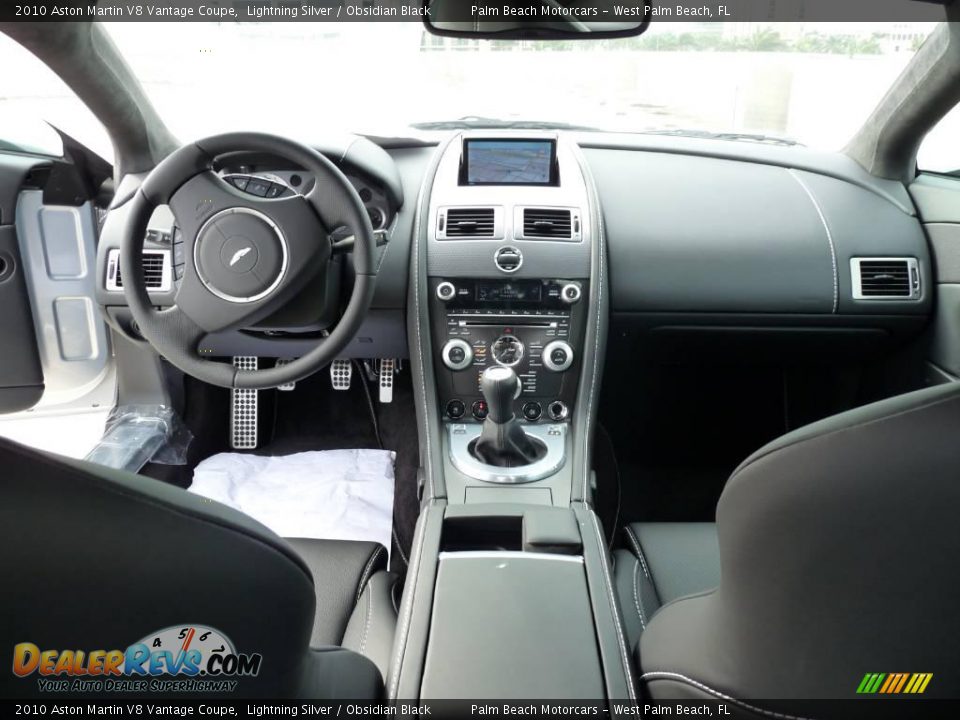 2010 Aston Martin V8 Vantage Coupe Lightning Silver / Obsidian Black Photo #10