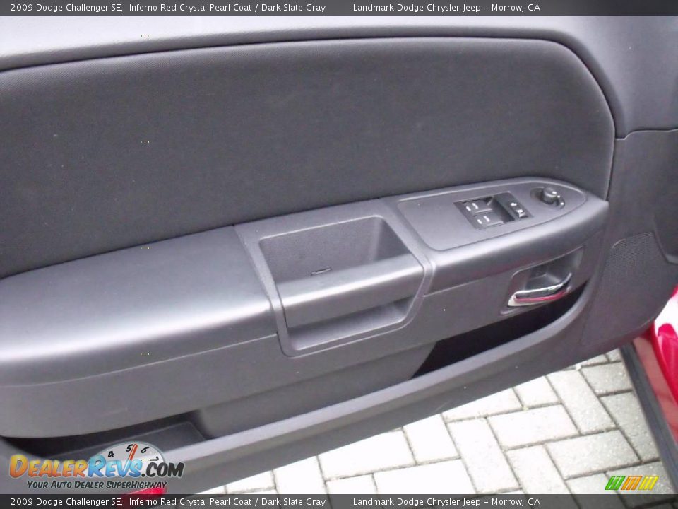 2009 Dodge Challenger SE Inferno Red Crystal Pearl Coat / Dark Slate Gray Photo #11
